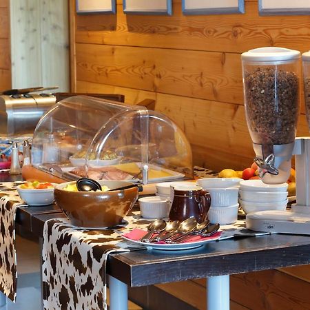 Chalet Hotel Vaccapark Le Praz de Lys Ngoại thất bức ảnh