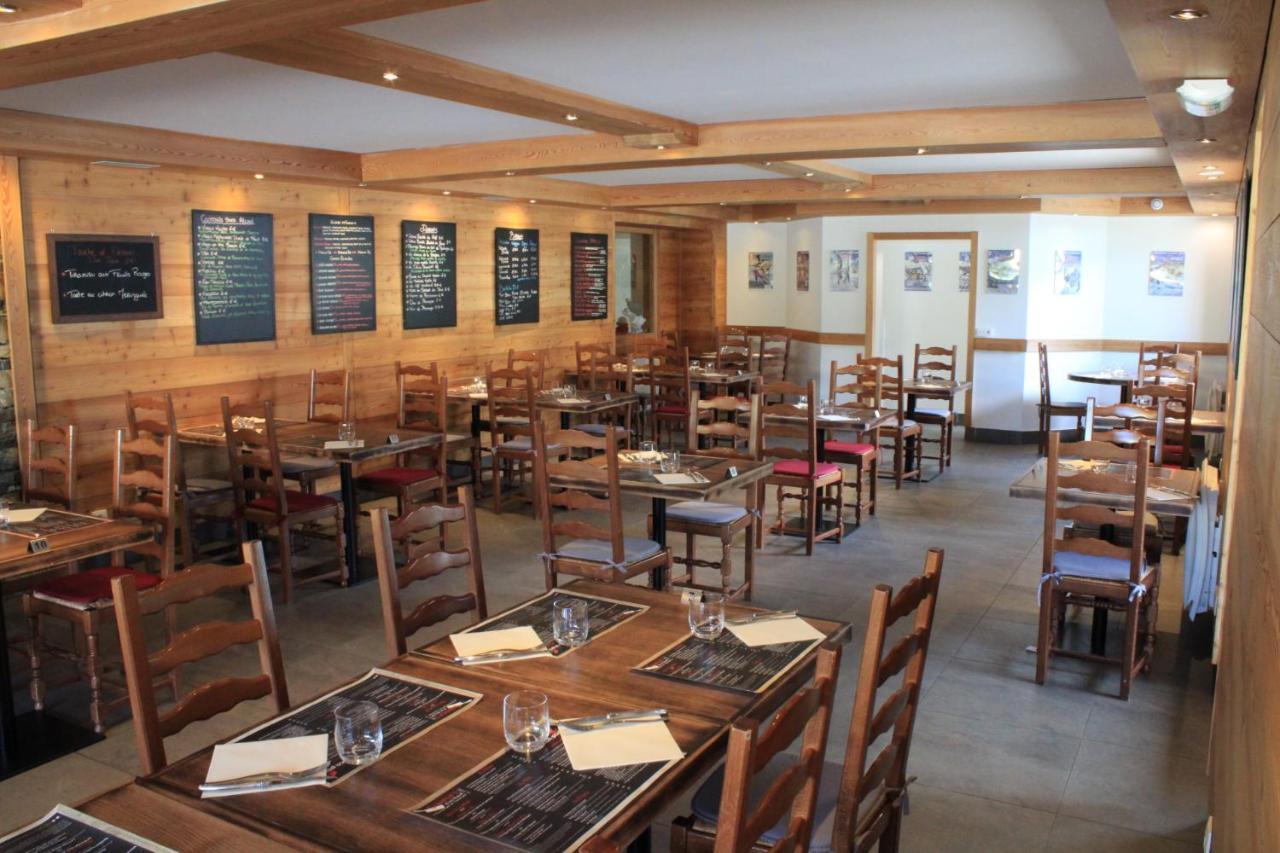Chalet Hotel Vaccapark Le Praz de Lys Ngoại thất bức ảnh