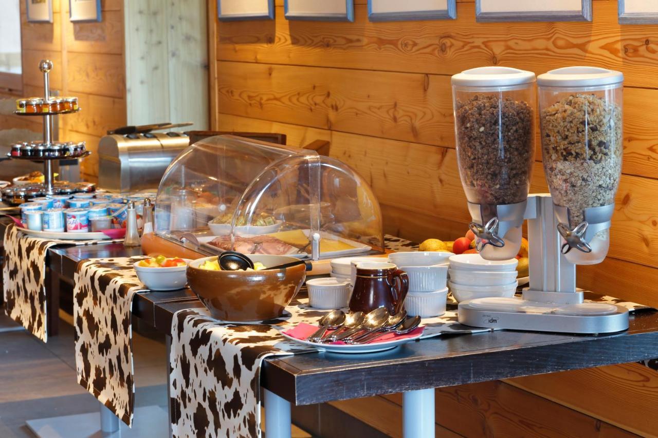 Chalet Hotel Vaccapark Le Praz de Lys Ngoại thất bức ảnh
