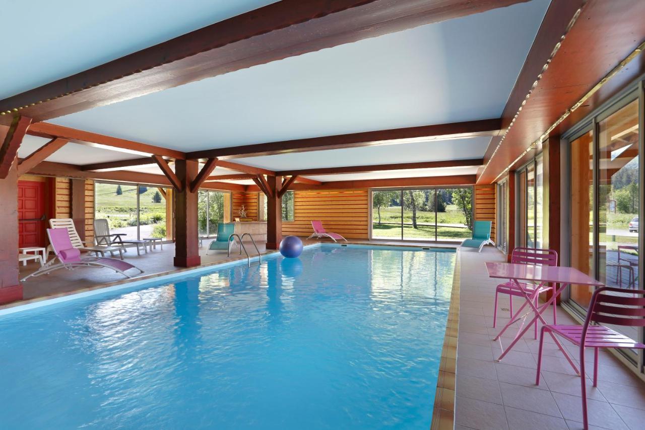 Chalet Hotel Vaccapark Le Praz de Lys Ngoại thất bức ảnh